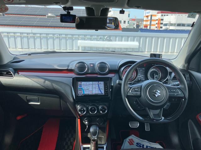 ���[�^�[�A�G�A�R�����[�o�[�A�G�A�R���X�C�b�`�Ȃǋ@�\���i���~�����`�[�t�œ���B�h���C�o�[�Y�t�@�[�X�g�f�U�C���̃C���p�l�I