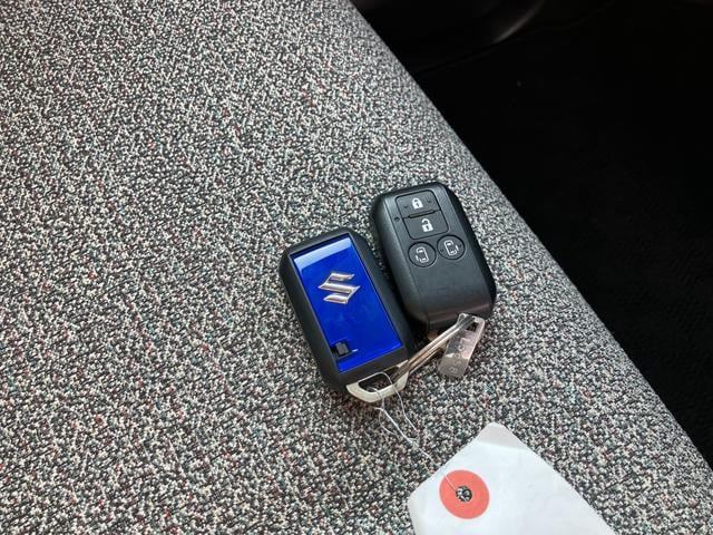 スペーシア ＨＹＢＲＩＤ　Ｘ　全方位モニター付ナビ装着車／サポカー　スズキコネクト│デュアルセンサーブレーキサポートＩＩ│アダプティブクルーズコントロール│ＬＥＤヘッドランプ│後席両側パワースライドドア│１４インチアルミホイール（32枚目）