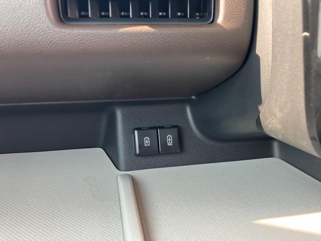 スペーシア ＨＹＢＲＩＤ　Ｘ　全方位モニター付ナビ装着車／サポカー　スズキコネクト│デュアルセンサーブレーキサポートＩＩ│アダプティブクルーズコントロール│ＬＥＤヘッドランプ│後席両側パワースライドドア│１４インチアルミホイール（54枚目）