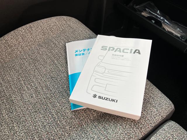 スペーシア ＨＹＢＲＩＤ　Ｇ　スズキコネクト装着車／サポカー　全方位モニター付ナビ│ＬＥＤヘッドランプ│デュアルセンサーブレーキサポートＩＩ│１４インチホイールキャップ│ステアリングオーディオスイッチ│オートエアコン（20枚目）