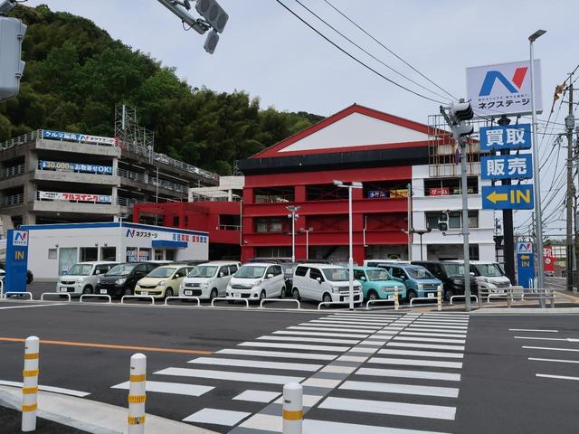 カスタムＸ　禁煙車　電動スライドドア　ＨＩＤヘッド　オートエアコン　純正１４インチアルミホイール　フォグライト　盗難防止装置　プライバシーガラス　ベンチシート　横滑防止装置　トラクションコントロール　フォグライト(69枚目)