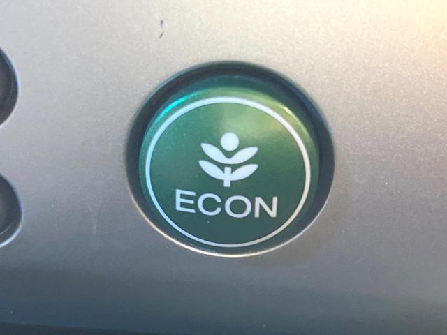 フリード G ジャストセレクション 電動スライドドア 純正SDナビ バックカメラ 禁煙車 スマートキー HIDヘッド ビルトインETC オートライト オートエアコン Bluetooth CD DVD再生 地デジ(25枚目)