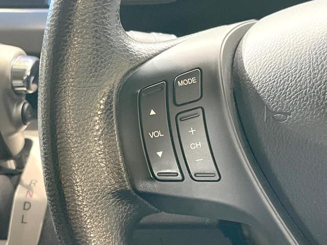 フリード G ジャストセレクション 電動スライドドア 純正SDナビ バックカメラ 禁煙車 スマートキー HIDヘッド ビルトインETC オートライト オートエアコン Bluetooth CD DVD再生 地デジ(29枚目)