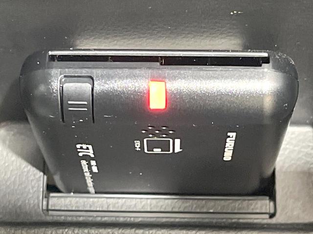 アルト Ｌ　ＤＶＤナビ　ＥＴＣ　オートエアコン　純正１３インチスチールホイール　Ｂｌｕｅｔｏｏｔｈ　ＣＤ（5枚目）