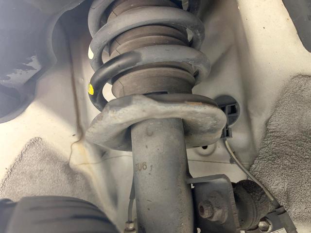 タント カスタムＲＳ　電動スライドドア　ＤＶＤナビ　禁煙車　スマートキー　ＨＩＤヘッド　ＥＴＣ　オートエアコン　純正１５インチアルミ　Ｂｌｕｅｔｏｏｔｈ　ＤＶＤ再生　地デジ（20枚目）