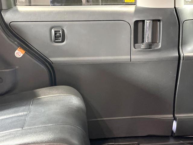 タント カスタムＲＳ　電動スライドドア　ＤＶＤナビ　禁煙車　スマートキー　ＨＩＤヘッド　ＥＴＣ　オートエアコン　純正１５インチアルミ　Ｂｌｕｅｔｏｏｔｈ　ＤＶＤ再生　地デジ（46枚目）