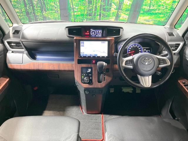 タンク カスタムＧ　両側電動ドア　純正ＳＤナビ　全周囲カメラ　禁煙車　シートヒーター　ドラレコ　スマートキー　ＬＥＤヘッド　ビルトインＥＴＣ　クルコン　オートハイビーム　オートライト　オートエアコン（2枚目）