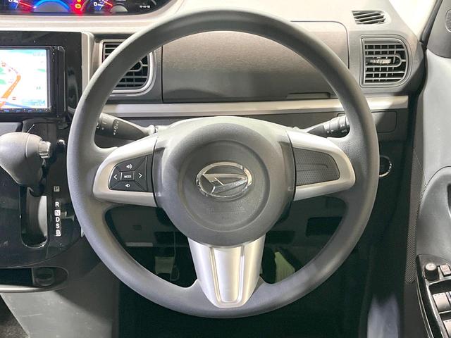 タント カスタムＸ　ＳＡＩＩ　電動スライドドア　ＳＤナビ　バックカメラ　衝突被害軽減システム　禁煙車　コーナーセンサー　スマートキー　ＨＩＤヘッド　オートライト　オートエアコン　純正１４インチアルミ　Ｂｌｕｅｔｏｏｔｈ　ＣＤ（11枚目）