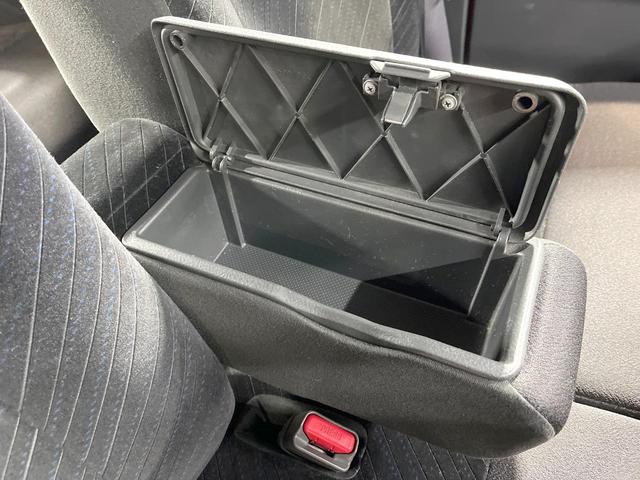 タント カスタムＸ　ＳＡＩＩ　電動スライドドア　ＳＤナビ　バックカメラ　衝突被害軽減システム　禁煙車　コーナーセンサー　スマートキー　ＨＩＤヘッド　オートライト　オートエアコン　純正１４インチアルミ　Ｂｌｕｅｔｏｏｔｈ　ＣＤ（56枚目）