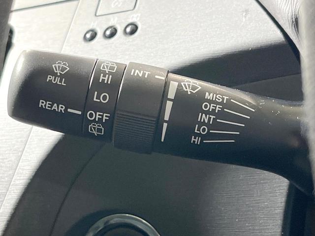 プリウス Ｓ　禁煙車　ＬＥＤヘッド　ビルトインＥＴＣ　地デジ（33枚目）