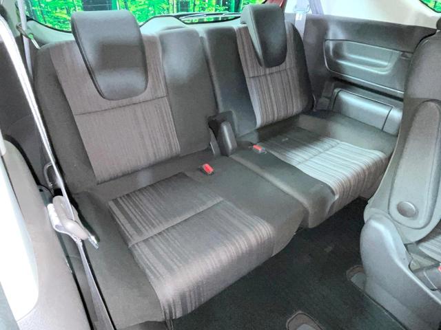 フリード Ｇ・ホンダセンシング　禁煙車　純正ナビ　フリップダウンモニター　バックカメラ　両側パワースライドドア　ホンダセンシング　アダプティブクルーズコントロール　オートエアコン　ＥＴＣ　横滑り防止　スマートキー（11枚目）