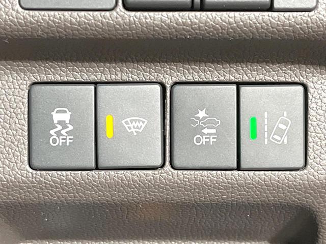 フリード Ｇ・ホンダセンシング　禁煙車　純正ナビ　フリップダウンモニター　バックカメラ　両側パワースライドドア　ホンダセンシング　アダプティブクルーズコントロール　オートエアコン　ＥＴＣ　横滑り防止　スマートキー（35枚目）