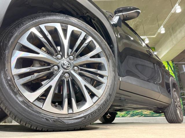 ヤリスクロス ハイブリッドＺ　衝突被害軽減システム　禁煙車　パワーシート　ＬＥＤヘッド　ビルトインＥＴＣ　レーダークルーズ　純正１８インチアルミ　オートハイビーム　オートライト　オートエアコン　フルセグ（13枚目）