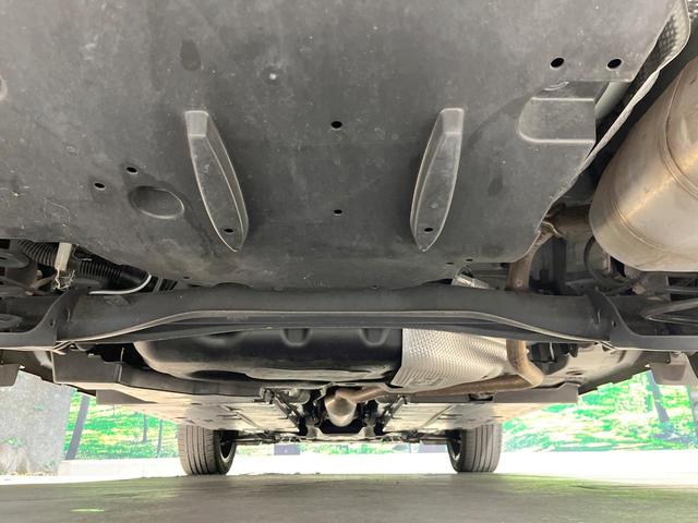 ヤリスクロス ハイブリッドＺ　衝突被害軽減システム　禁煙車　パワーシート　ＬＥＤヘッド　ビルトインＥＴＣ　レーダークルーズ　純正１８インチアルミ　オートハイビーム　オートライト　オートエアコン　フルセグ（19枚目）