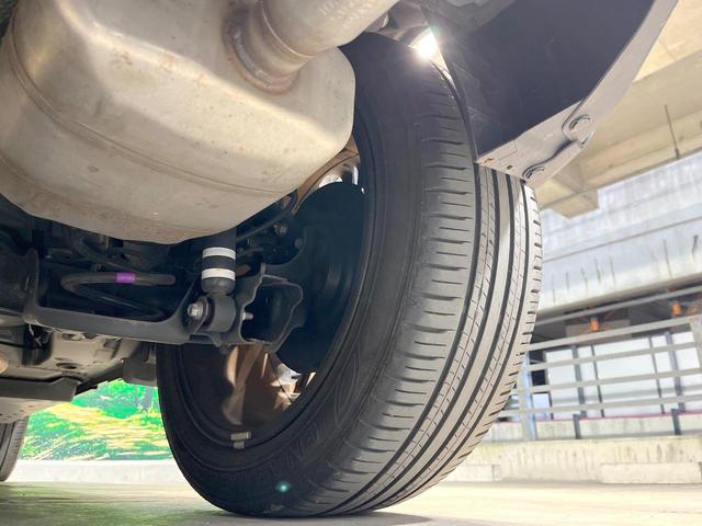 ヤリスクロス ハイブリッドＺ　衝突被害軽減システム　禁煙車　パワーシート　ＬＥＤヘッド　ビルトインＥＴＣ　レーダークルーズ　純正１８インチアルミ　オートハイビーム　オートライト　オートエアコン　フルセグ（21枚目）