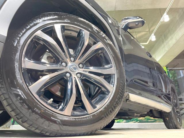 RX RX300 バージョンL 禁煙車 サンルーフ 純正ナビ 全周囲カメラ 衝突被害軽減システム レーダークルーズ レザーシート 全席シートヒーター 前席シートエアコン ドラレコ ETC コーナーセンサー スマートキー LEDヘッド(15枚目)