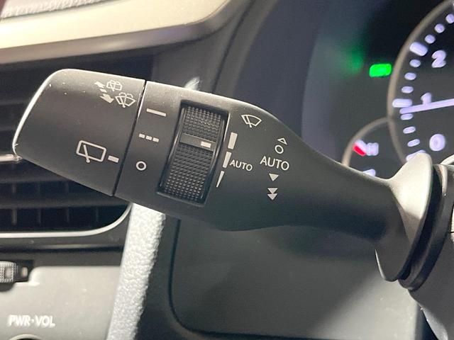 RX RX300 バージョンL 禁煙車 サンルーフ 純正ナビ 全周囲カメラ 衝突被害軽減システム レーダークルーズ レザーシート 全席シートヒーター 前席シートエアコン ドラレコ ETC コーナーセンサー スマートキー LEDヘッド(51枚目)