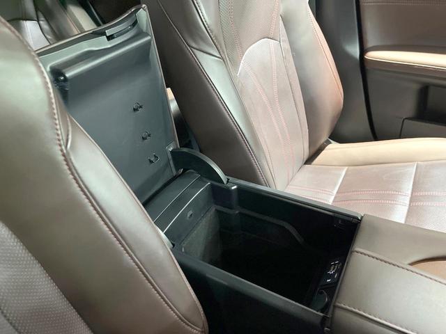 RX RX300 バージョンL 禁煙車 サンルーフ 純正ナビ 全周囲カメラ 衝突被害軽減システム レーダークルーズ レザーシート 全席シートヒーター 前席シートエアコン ドラレコ ETC コーナーセンサー スマートキー LEDヘッド(62枚目)