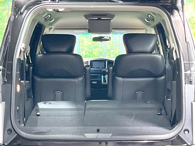 エルグランド ２５０ハイウェイスターアーバンクロム　禁煙車　両側電動スライドドア　ナビ　後席モニター　バックカメラ　ハーフレザーシート　スマートキー　ＨＩＤヘッド　ＥＴＣ　純正１８インチアルミ　オートライト　デュアルエアコン　リアエアコン（12枚目）