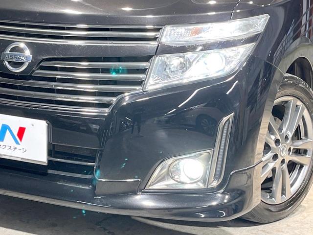 エルグランド ２５０ハイウェイスターアーバンクロム　禁煙車　両側電動スライドドア　ナビ　後席モニター　バックカメラ　ハーフレザーシート　スマートキー　ＨＩＤヘッド　ＥＴＣ　純正１８インチアルミ　オートライト　デュアルエアコン　リアエアコン（14枚目）