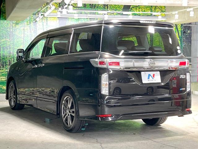 エルグランド ２５０ハイウェイスターアーバンクロム　禁煙車　両側電動スライドドア　ナビ　後席モニター　バックカメラ　ハーフレザーシート　スマートキー　ＨＩＤヘッド　ＥＴＣ　純正１８インチアルミ　オートライト　デュアルエアコン　リアエアコン（50枚目）