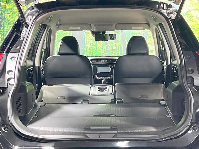 エクストレイル ２０Ｘｉ　全周囲カメラ　衝突被害軽減システム　禁煙車　電動リアゲート　防水シート　コーナーセンサー　スマートキー　ＬＥＤヘッド　ビルトインＥＴＣ　純正１８インチアルミ　車線逸脱警報　オートライト（47枚目）