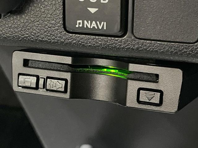 ミライース Ｘ　ＳＡＩＩＩ　純正ＳＤナビ　バックカメラ　衝突被害軽減システム　禁煙車　ドラレコ　コーナーセンサー　ＬＥＤヘッド　ＥＴＣ　オートエアコン　Ｂｌｕｅｔｏｏｔｈ　ＣＤ　ＤＶＤ再生　フルセグ（6枚目）