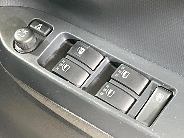 ミライース Ｘ　ＳＡＩＩＩ　純正ＳＤナビ　バックカメラ　衝突被害軽減システム　禁煙車　ドラレコ　コーナーセンサー　ＬＥＤヘッド　ＥＴＣ　オートエアコン　Ｂｌｕｅｔｏｏｔｈ　ＣＤ　ＤＶＤ再生　フルセグ（34枚目）