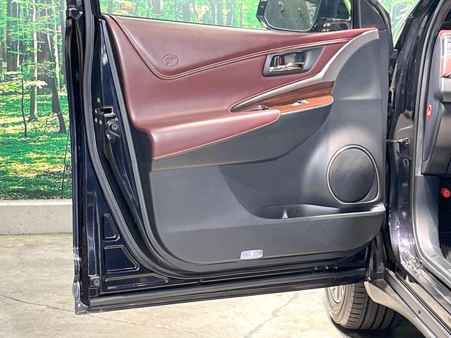 ハリアー プレミアム　アドバンスドパッケージ　サンルーフ　純正ＳＤナビ　全周囲カメラ　衝突被害軽減システム　禁煙車　電動リアゲート　ハーフレザーシート　ドラレコ　コーナーセンサー　スマートキー　ＬＥＤヘッド　ビルトインＥＴＣ　クルコン（56枚目）