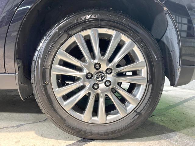 ハリアー プレミアム　アドバンスドパッケージ　サンルーフ　純正ＳＤナビ　全周囲カメラ　衝突被害軽減システム　禁煙車　電動リアゲート　ハーフレザーシート　ドラレコ　コーナーセンサー　スマートキー　ＬＥＤヘッド　ビルトインＥＴＣ　クルコン（61枚目）