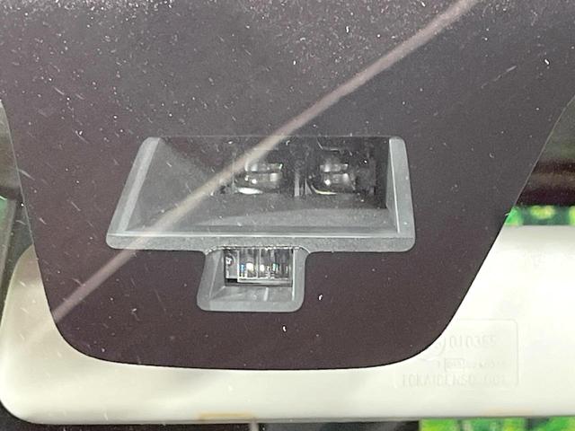 ハスラー Ｘ　禁煙車　ナビ　衝突被害軽減システム　スマートキー　シートヒーター　ＨＩＤヘッド　ビルトインＥＴＣ　純正１５インチアルミ　オートエアコン　Ｂｌｕｅｔｏｏｔｈ　ＣＤ　ＤＶＤ再生　フルセグ（4枚目）