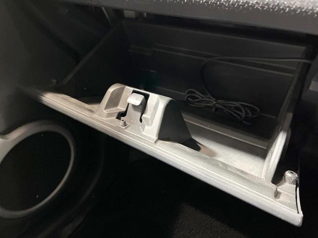 ハスラー Ｘ　禁煙車　ナビ　衝突被害軽減システム　スマートキー　シートヒーター　ＨＩＤヘッド　ビルトインＥＴＣ　純正１５インチアルミ　オートエアコン　Ｂｌｕｅｔｏｏｔｈ　ＣＤ　ＤＶＤ再生　フルセグ（53枚目）