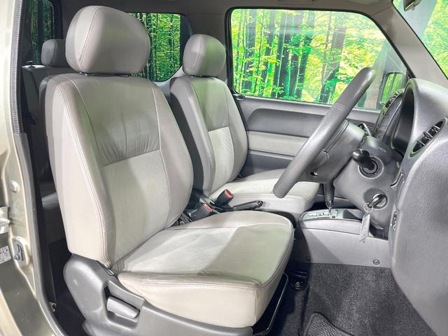 ジムニー ランドベンチャー　４ＷＤ　禁煙車　ハーフレザーシート　シートヒーター　ＣＤ（8枚目）