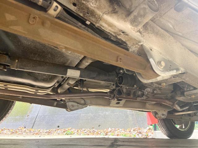 ジムニー ランドベンチャー　４ＷＤ　禁煙車　ハーフレザーシート　シートヒーター　ＣＤ（23枚目）