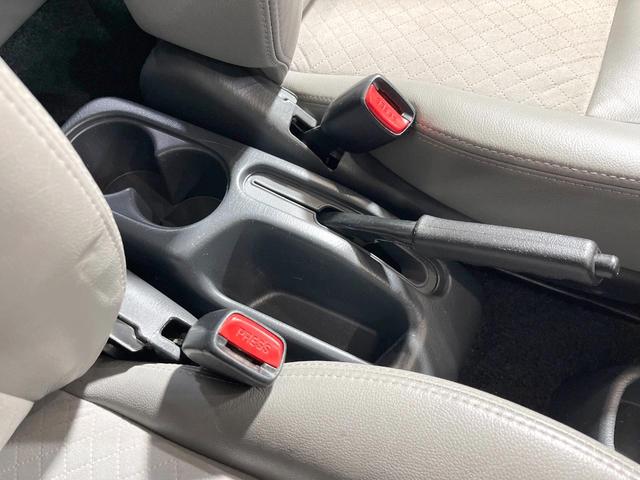 ジムニー ランドベンチャー　４ＷＤ　禁煙車　ハーフレザーシート　シートヒーター　ＣＤ（42枚目）