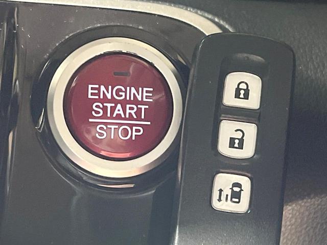 Ｎ－ＢＯＸカスタム Ｇ・Ａパッケージ　電動スライドドア　純正ＳＤナビ　バックカメラ　禁煙車　コーナーセンサー　スマートキー　ＨＩＤヘッドイエローフォグランプ　ＥＴＣ　純正１４インチアルミ　オートエアコン　ＣＤ　ＤＶＤ再生　フルセグ（32枚目）