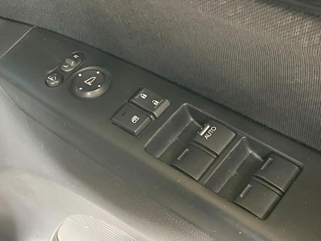 Ｎ－ＢＯＸカスタム Ｇ・Ａパッケージ　電動スライドドア　純正ＳＤナビ　バックカメラ　禁煙車　コーナーセンサー　スマートキー　ＨＩＤヘッドイエローフォグランプ　ＥＴＣ　純正１４インチアルミ　オートエアコン　ＣＤ　ＤＶＤ再生　フルセグ（35枚目）