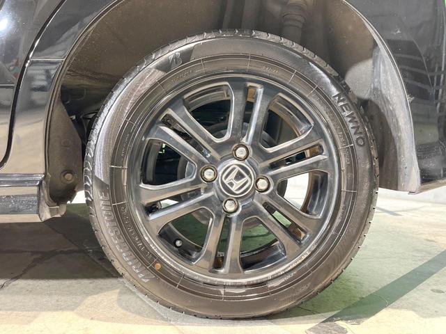 Ｎ－ＢＯＸカスタム Ｇ・Ａパッケージ　電動スライドドア　純正ＳＤナビ　バックカメラ　禁煙車　コーナーセンサー　スマートキー　ＨＩＤヘッドイエローフォグランプ　ＥＴＣ　純正１４インチアルミ　オートエアコン　ＣＤ　ＤＶＤ再生　フルセグ（54枚目）