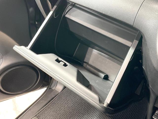 Ｎ－ＢＯＸカスタム Ｇ・Ａパッケージ　電動スライドドア　純正ＳＤナビ　バックカメラ　禁煙車　コーナーセンサー　スマートキー　ＨＩＤヘッドイエローフォグランプ　ＥＴＣ　純正１４インチアルミ　オートエアコン　ＣＤ　ＤＶＤ再生　フルセグ（57枚目）