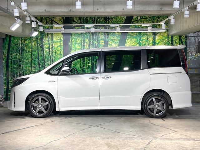 ノア ハイブリッドＳｉ　ダブルバイビー　フロント・バックカメラ　衝突被害軽減システム　レーダークルーズ　禁煙車　ハーフレザーシート　ドラレコ　スマートキー　ＬＥＤヘッド　ビルトインＥＴＣ　車線逸脱警報　オートライト　オートエアコン（67枚目）