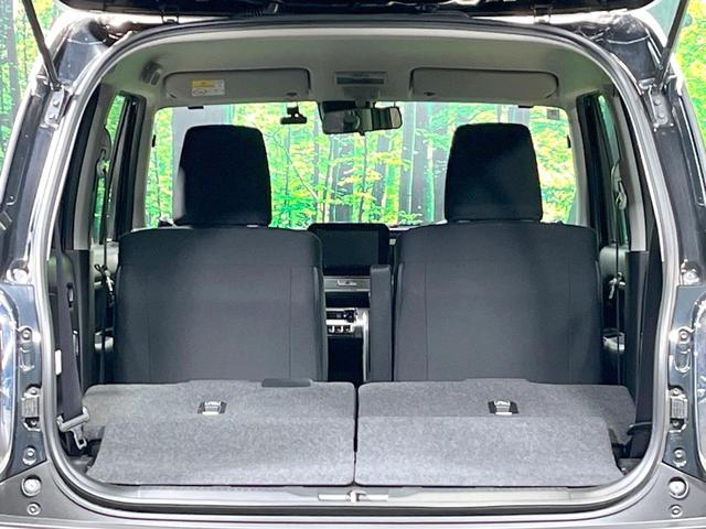 ���i�̂���������ʋ΁A���}���ɏ\���ȉ׎��X�y�[�X���m�ۂ��Ă���܂��B�Z�J���h�V�[�g��|���ƁA�傫�ȉו��̐ύڂ��\�ł���