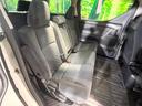 後部座席も気になるようなキズ・汚れやへたり等、大きなダメージはなく、良好な状態です。