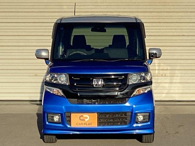 Ｎ－ＢＯＸカスタム ２トーンカラースタイルＧ・ターボＬパッケージ　ナビ装着用スペシャルパッケージ＋ＥＴＣ車載器（ナビ連動）オートエアコン（プラズマクラスター搭載）アレルクリーンシート　キーレスエントリー　パワーステアリング　横滑り防止機能　パワーウィンドウ　ＡＢＳ（4枚目）