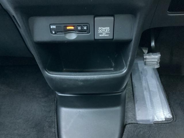 Ｎ－ＢＯＸカスタム ２トーンカラースタイルＧ・ターボＬパッケージ　ナビ装着用スペシャルパッケージ＋ＥＴＣ車載器（ナビ連動）オートエアコン（プラズマクラスター搭載）アレルクリーンシート　キーレスエントリー　パワーステアリング　横滑り防止機能　パワーウィンドウ　ＡＢＳ（26枚目）