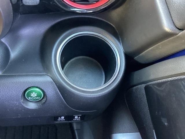 Ｎ－ＢＯＸカスタム ２トーンカラースタイルＧ・ターボＬパッケージ　ナビ装着用スペシャルパッケージ＋ＥＴＣ車載器（ナビ連動）オートエアコン（プラズマクラスター搭載）アレルクリーンシート　キーレスエントリー　パワーステアリング　横滑り防止機能　パワーウィンドウ　ＡＢＳ（31枚目）