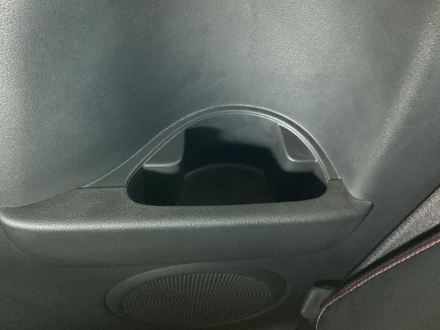 Ｎ－ＢＯＸカスタム ２トーンカラースタイルＧ・ターボＬパッケージ　ナビ装着用スペシャルパッケージ＋ＥＴＣ車載器（ナビ連動）オートエアコン（プラズマクラスター搭載）アレルクリーンシート　キーレスエントリー　パワーステアリング　横滑り防止機能　パワーウィンドウ　ＡＢＳ（40枚目）