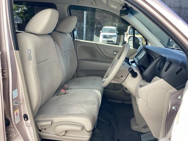 N-WGN G・Aパッケージ あんしんパッケージ Hondaスマートキーシステム ディスチャージヘッドライト(オートライトコントロール付) カーテンエアバッグ セキュリティー AUTOエアコン パワーウインドウ 記録簿付き 1セグ(17枚目)