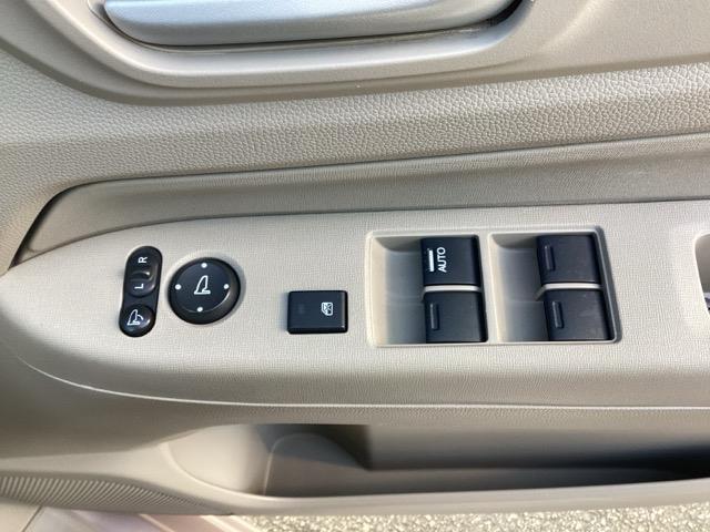 N-WGN G・Aパッケージ あんしんパッケージ Hondaスマートキーシステム ディスチャージヘッドライト(オートライトコントロール付) カーテンエアバッグ セキュリティー AUTOエアコン パワーウインドウ 記録簿付き 1セグ(35枚目)