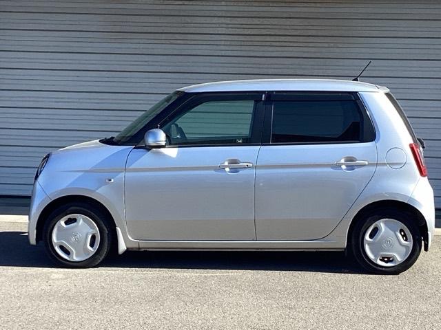 Ｎ－ＯＮＥ Ｇ　ＣＤプレイヤー　Ｓキー　オ－トエアコン　メンテナンスノート　アイドリングストップ機能　イモビライザ　ベンチシート　横滑防止　ドライブレコーダー　キーレス　運転席エアバック　運転席助手席エアバック　ＰＷ（8枚目）