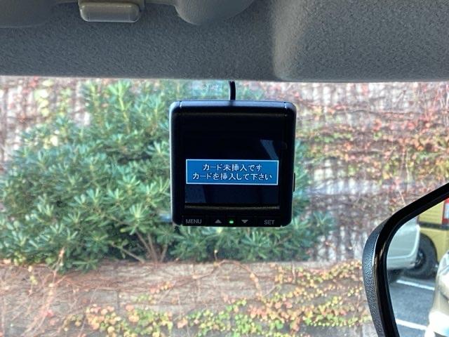 Ｎ－ＯＮＥ Ｇ　ＣＤプレイヤー　Ｓキー　オ－トエアコン　メンテナンスノート　アイドリングストップ機能　イモビライザ　ベンチシート　横滑防止　ドライブレコーダー　キーレス　運転席エアバック　運転席助手席エアバック　ＰＷ（11枚目）